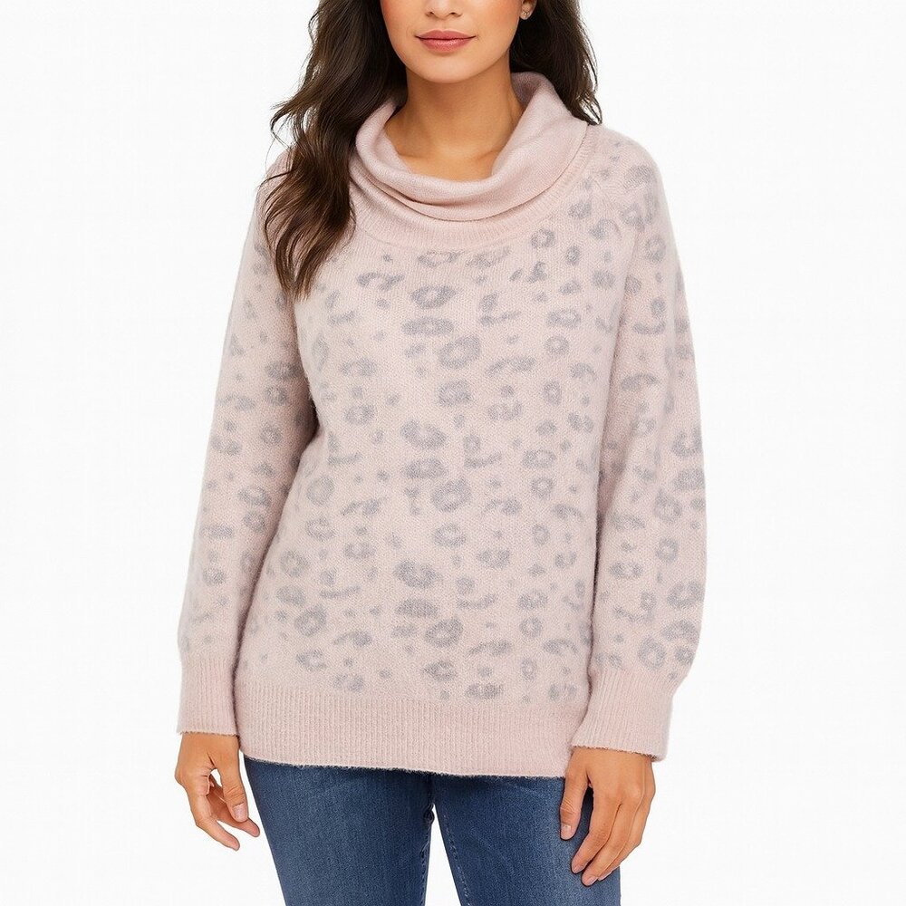 ee:Some Women's Animal Print Sweater Size M NWT